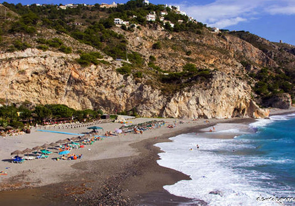 Playa Cantarriján