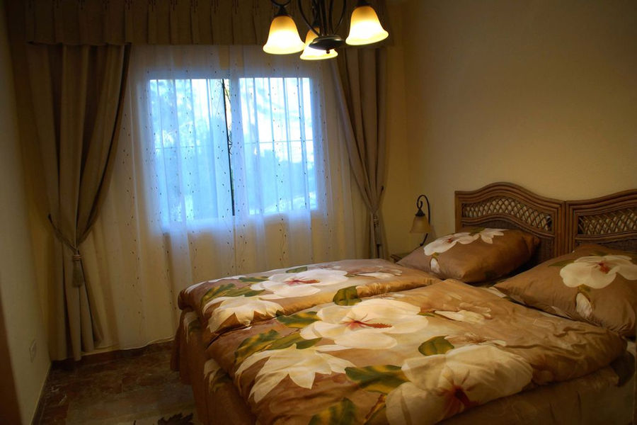 Schlafzimmer 2